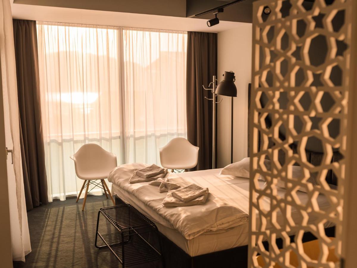 Hotel Arka Orsova Ngoại thất bức ảnh