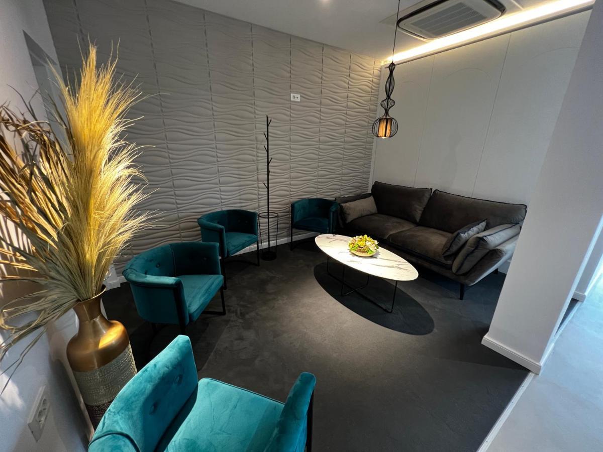 Hotel Arka Orsova Ngoại thất bức ảnh