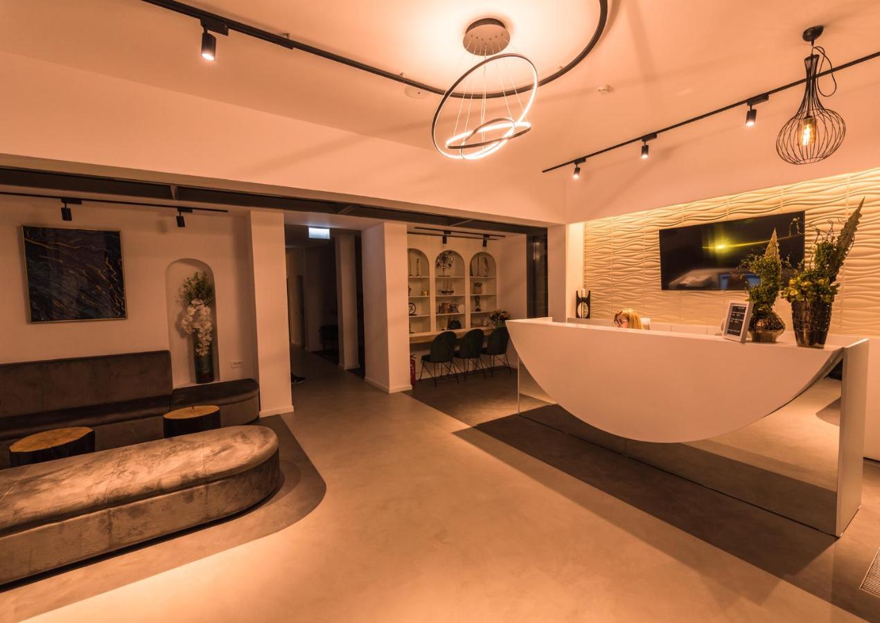 Hotel Arka Orsova Ngoại thất bức ảnh